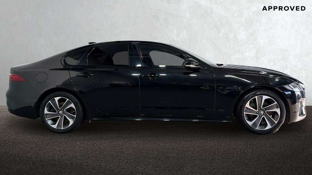 Jaguar XF 2.0 D200 R-dynamic Se Black 2023 Black #5