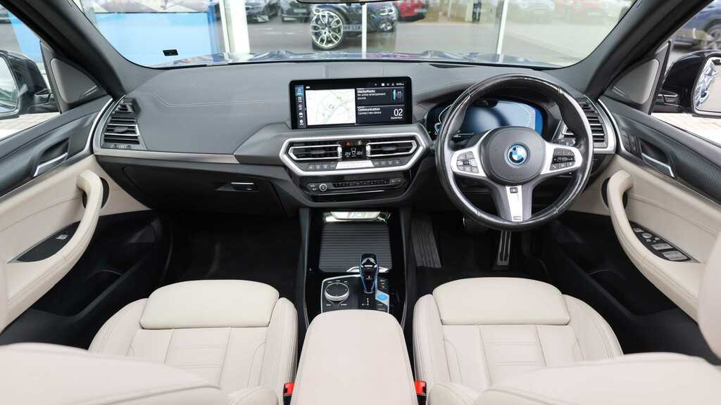 BMW iX3 210Kw M Sport Pro 80Kwh 2022 Blue #4