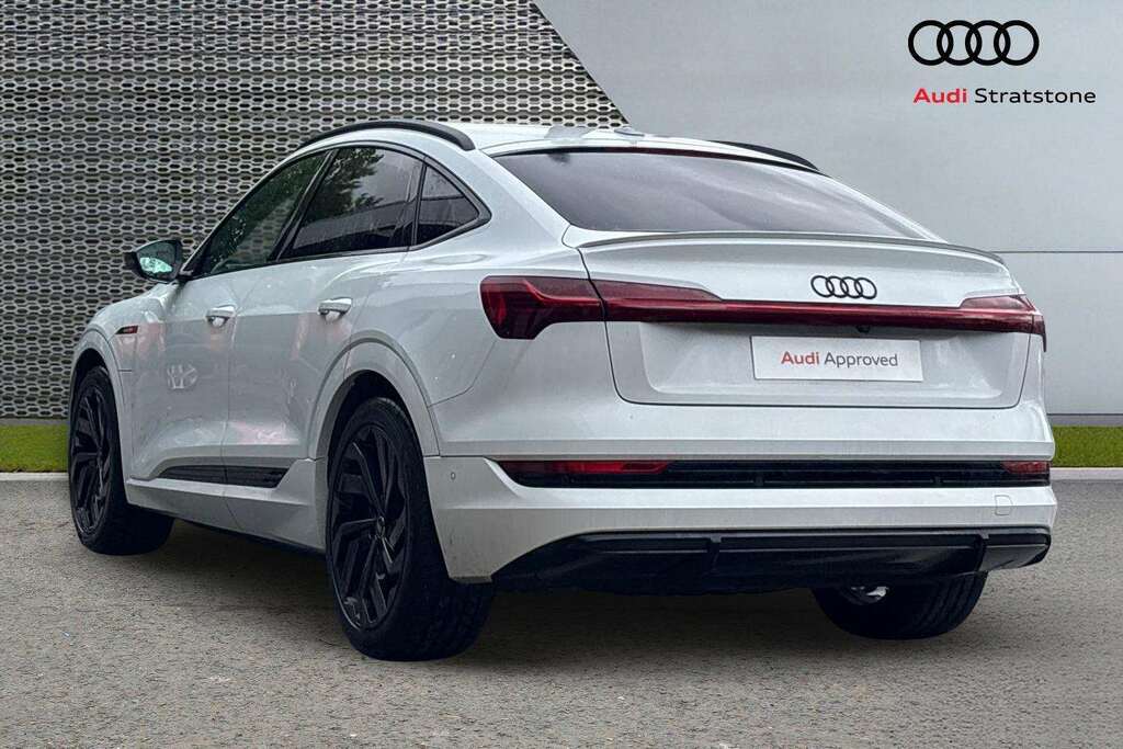 Audi E-tron 300Kw 55 Quattro 95Kwh Black Edition 2022 White #3