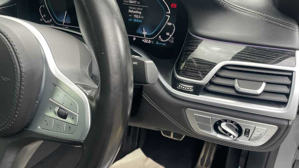 BMW 7 Series  Black #31