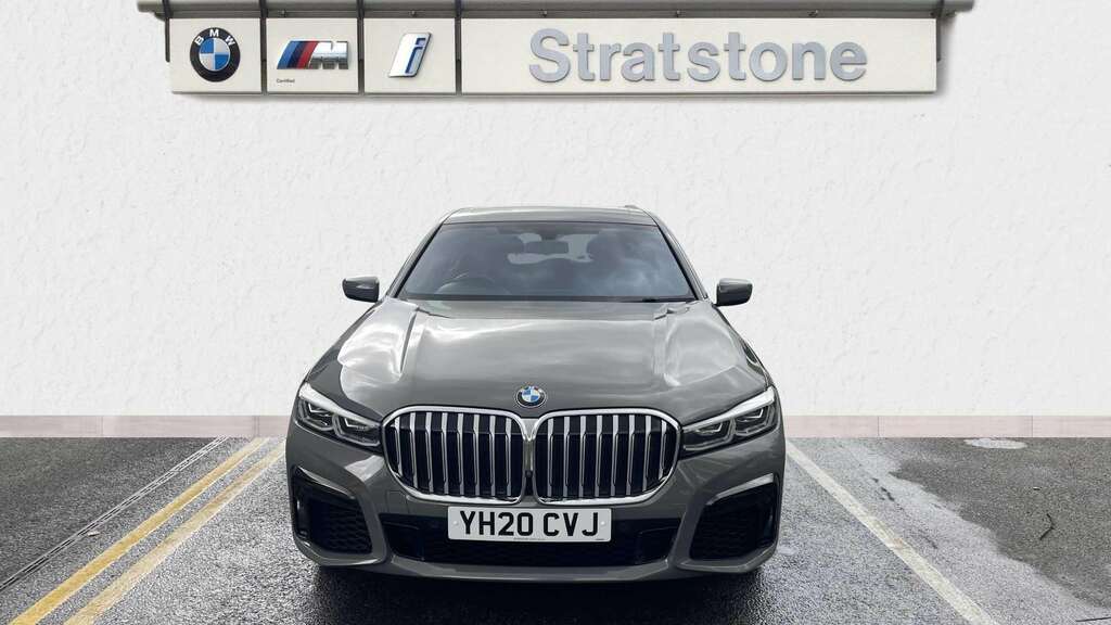 BMW 7 Series  Black #16