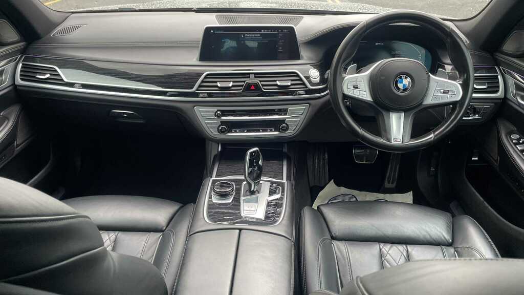 BMW 7 Series 745Le Xdrive M Sport 2020 Grey #4