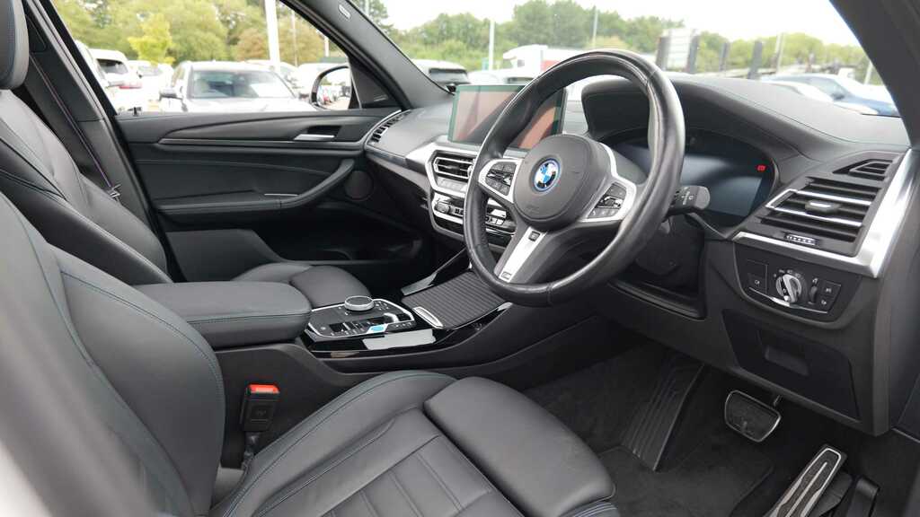 BMW iX3 210Kw M Sport Pro 80Kwh 2023 White #6