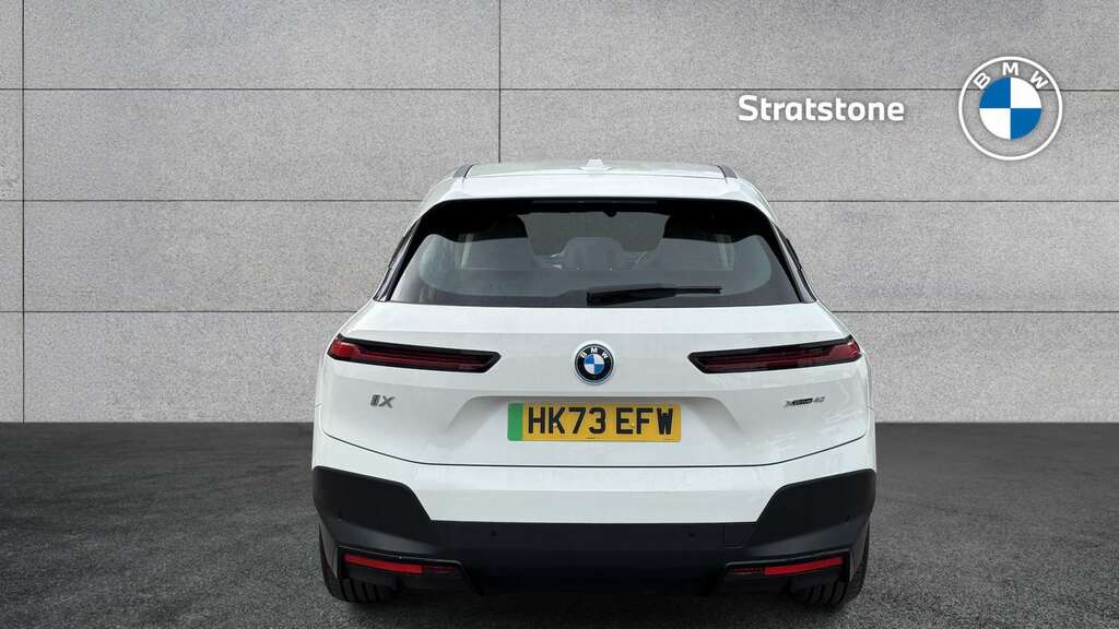 BMW iX 240Kw Xdrive40 Sport 76.6Kwh 2024 White #6