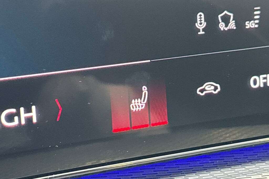Audi Q5 Hybrid Black #28