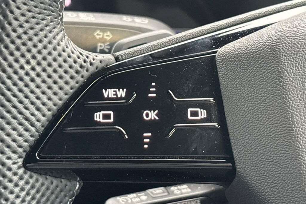 Audi Q5 Hybrid Black #16