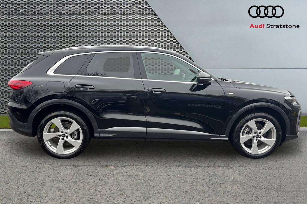 Audi Q5 2.0 Tfsi Quattro S Line S Tronic 2025 Black #4