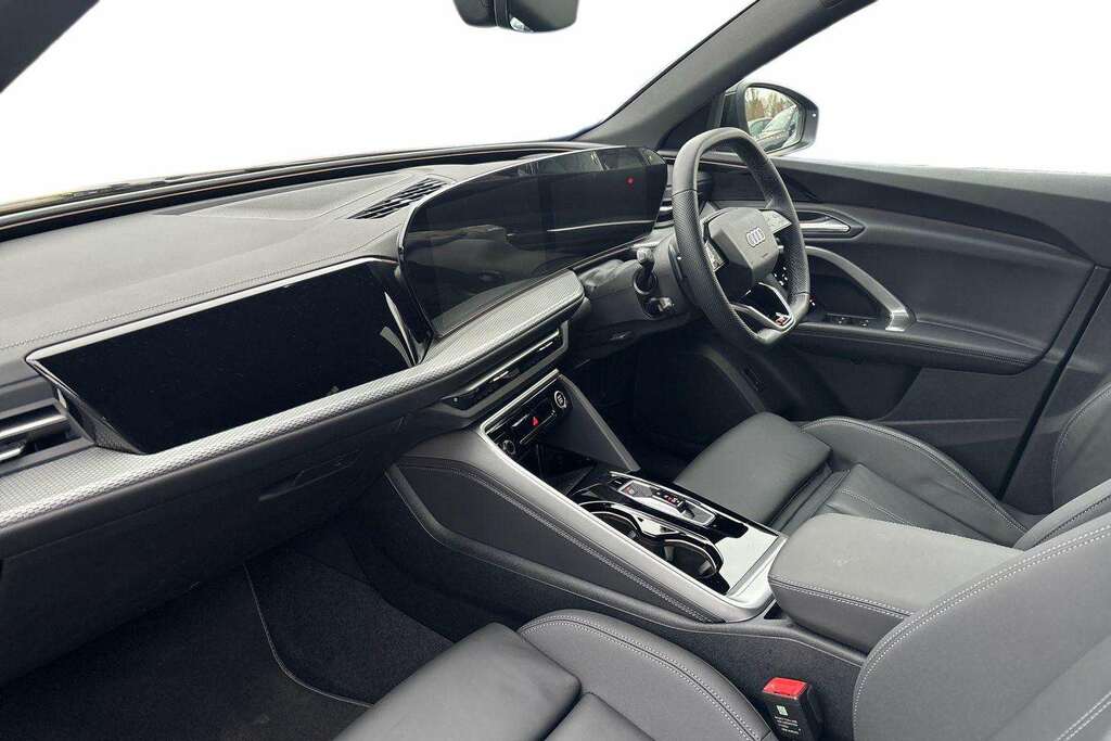 Audi Q5 2.0 Tfsi Quattro S Line S Tronic 2025 Black #2
