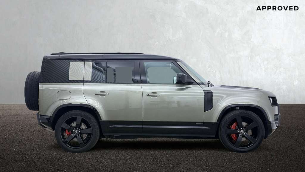 Land Rover Defender 110 3.0 D350 X 110 7 Seat 2025 Green #5