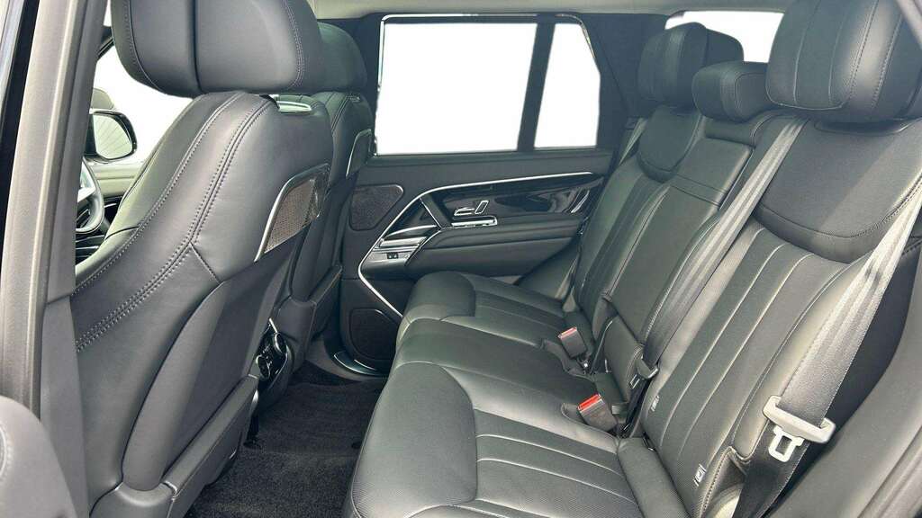 Land Rover Range Rover 3.0 D350 2026 Black #4