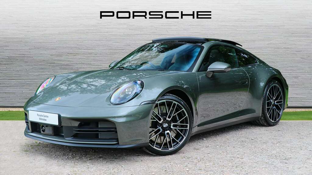 Porsche 911 Carrera 4S 2026 Green #2
