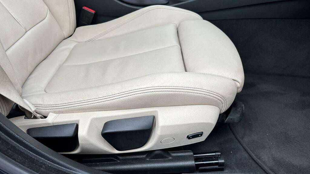 BMW 4 Series Hatchback Black #27