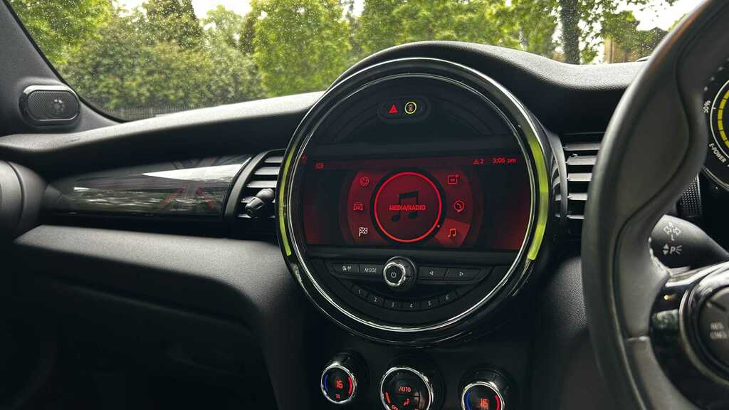 Mini Hatch 1.5 Cooper Classic Steptronic Euro 6 Ss Red #36