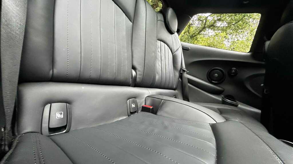 Mini Hatch 1.5 Cooper Classic Steptronic Euro 6 Ss Red #21