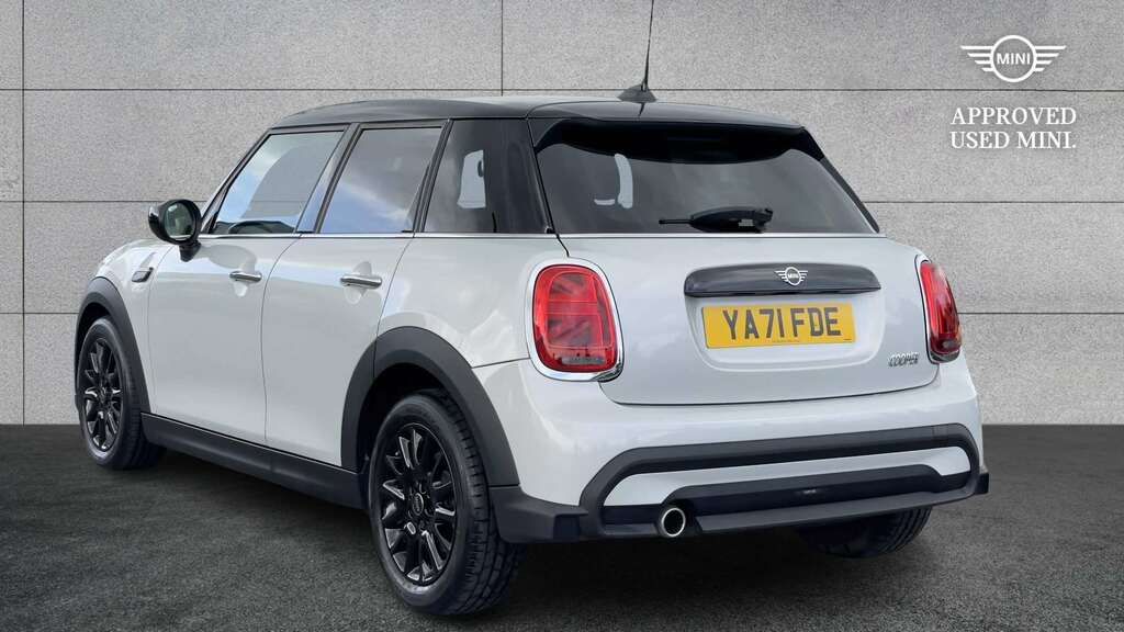 Mini Hatch 1.5 Cooper Classic 2022 White #4
