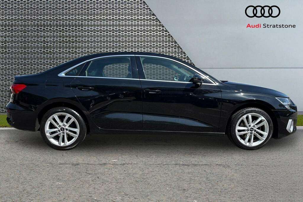 Audi A3 30 Tfsi Sport 2022 BT72RMY Black #4