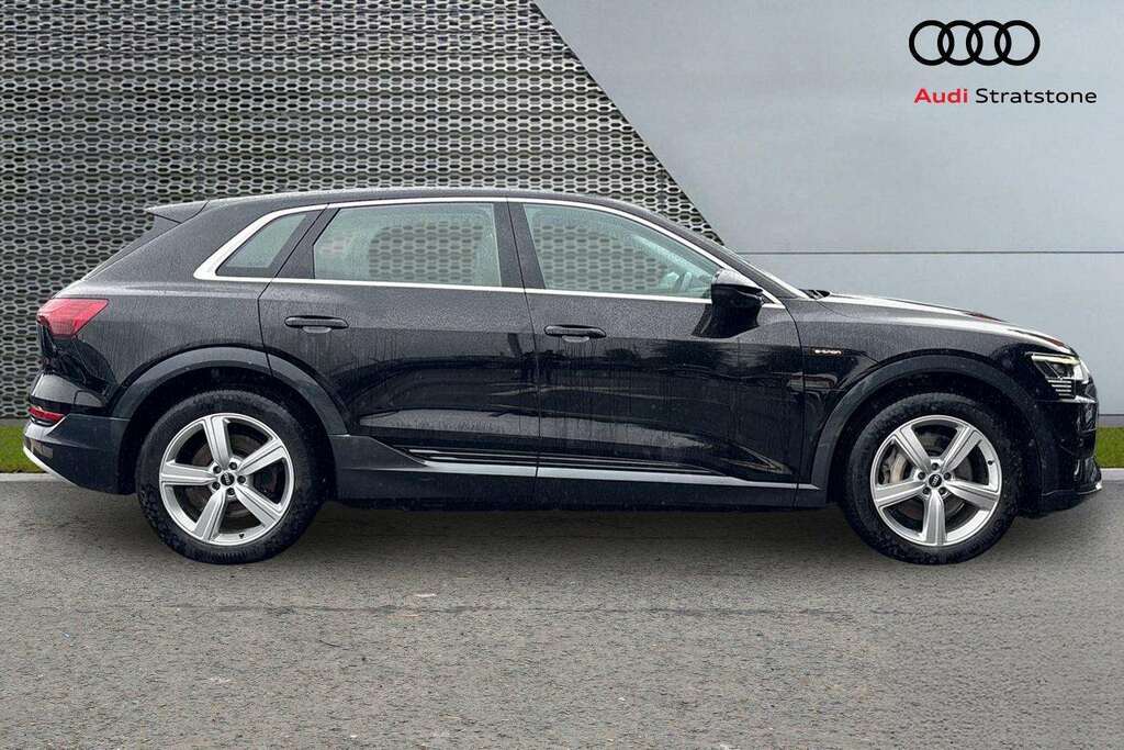 Audi E-tron 230Kw 50 Quattro 71Kwh Technik 2021 Black #4