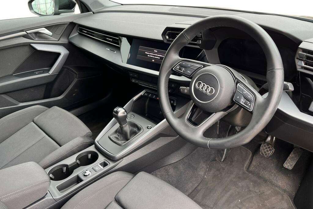 Audi A3 30 Tfsi Sport 2024 DF24XST Black #6