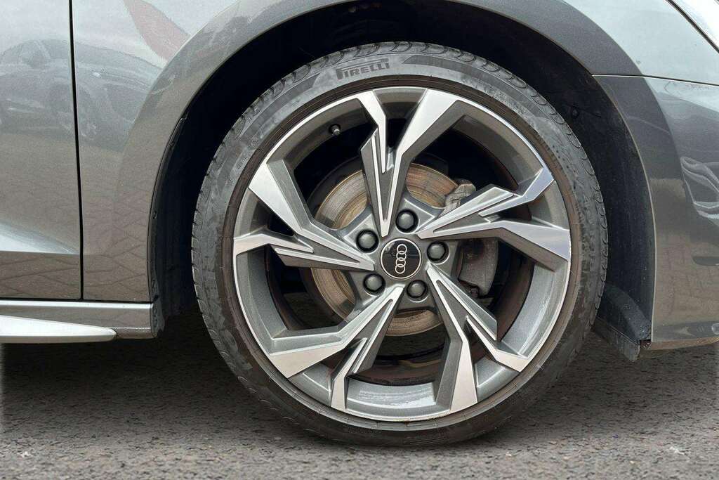 Audi A3 30 Tfsi S Line 2023 DG73CPE Grey #5
