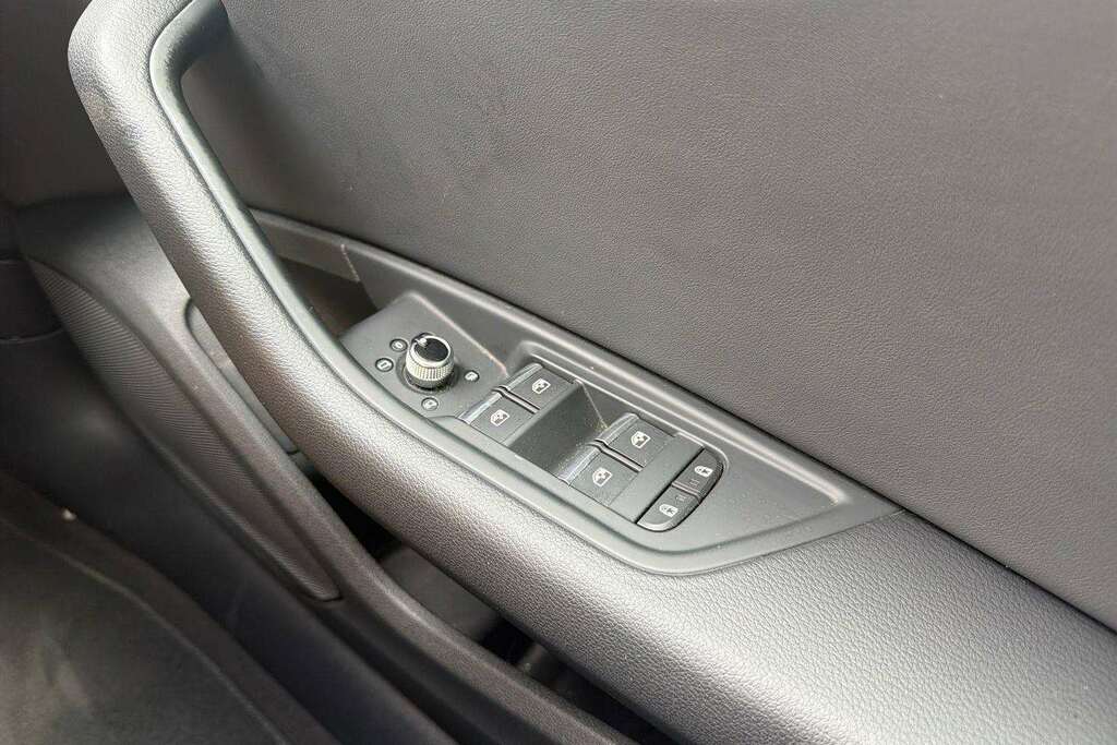 Audi A4 35 Tfsi Technik S Tronic Black #14