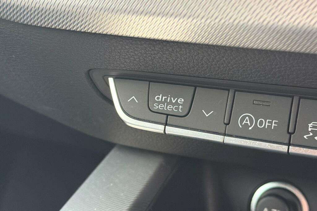 Audi A4 35 Tfsi Technik S Tronic Black #30