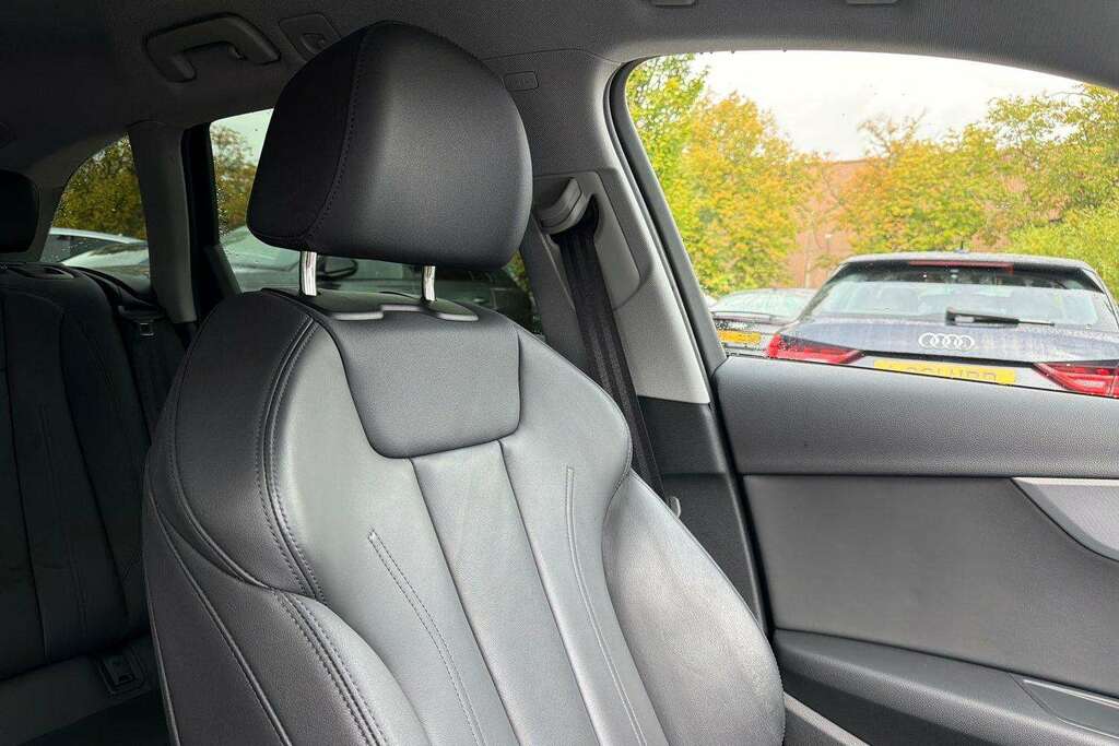 Audi A4 35 Tfsi Technik S Tronic Black #37