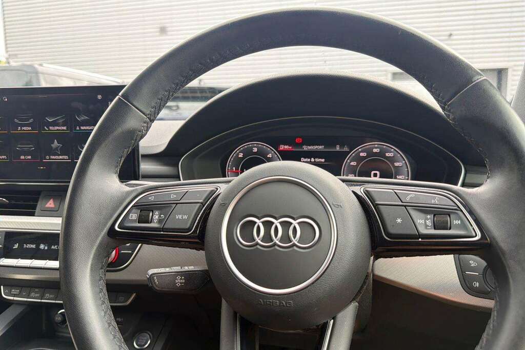 Audi A4 35 Tfsi Technik S Tronic Black #32