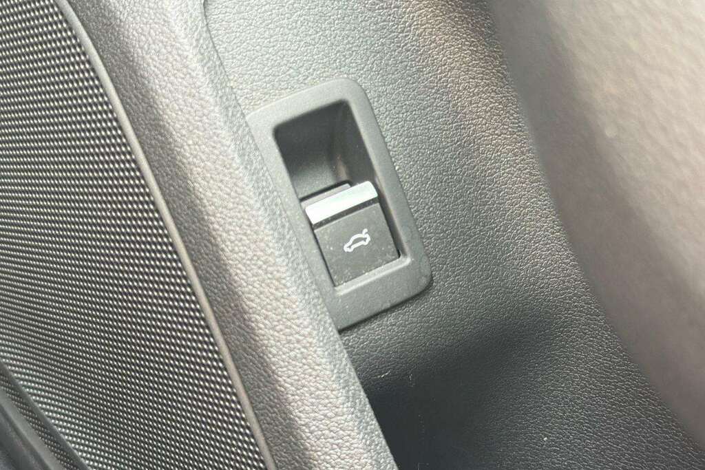 Audi A4 35 Tfsi Technik S Tronic Black #33