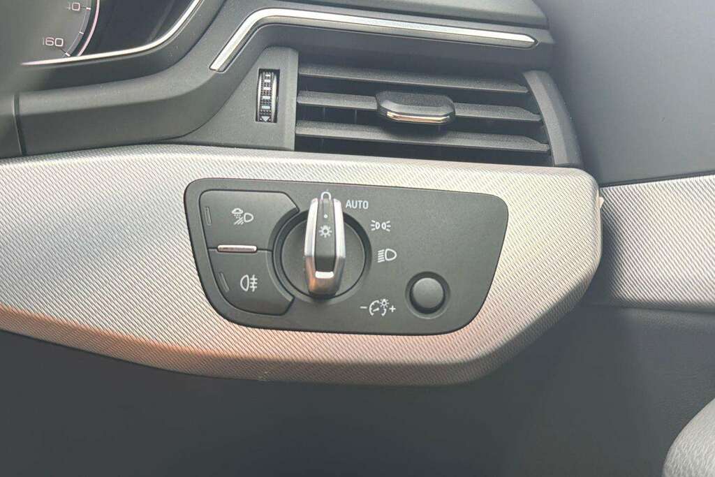 Audi A4 35 Tfsi Technik S Tronic Black #34
