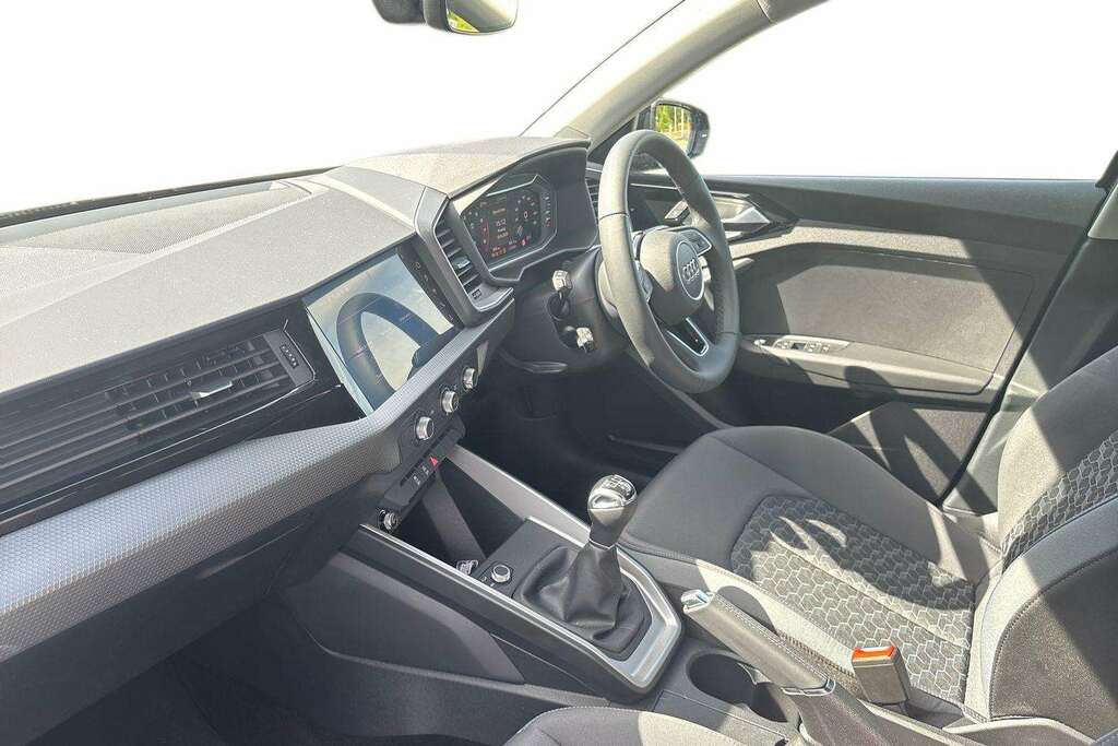 Audi A1 25 Tfsi Sport 2026 MC26AHY Black #2