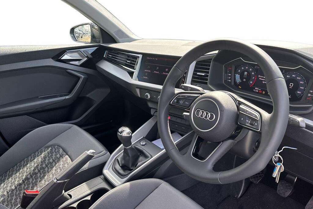 Audi A1 25 Tfsi Sport 2026 MC26AHY Black #6