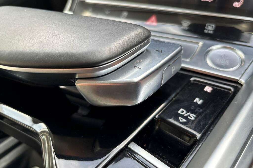 Audi E-tron 55 Quattro 95Kwh Grey #15
