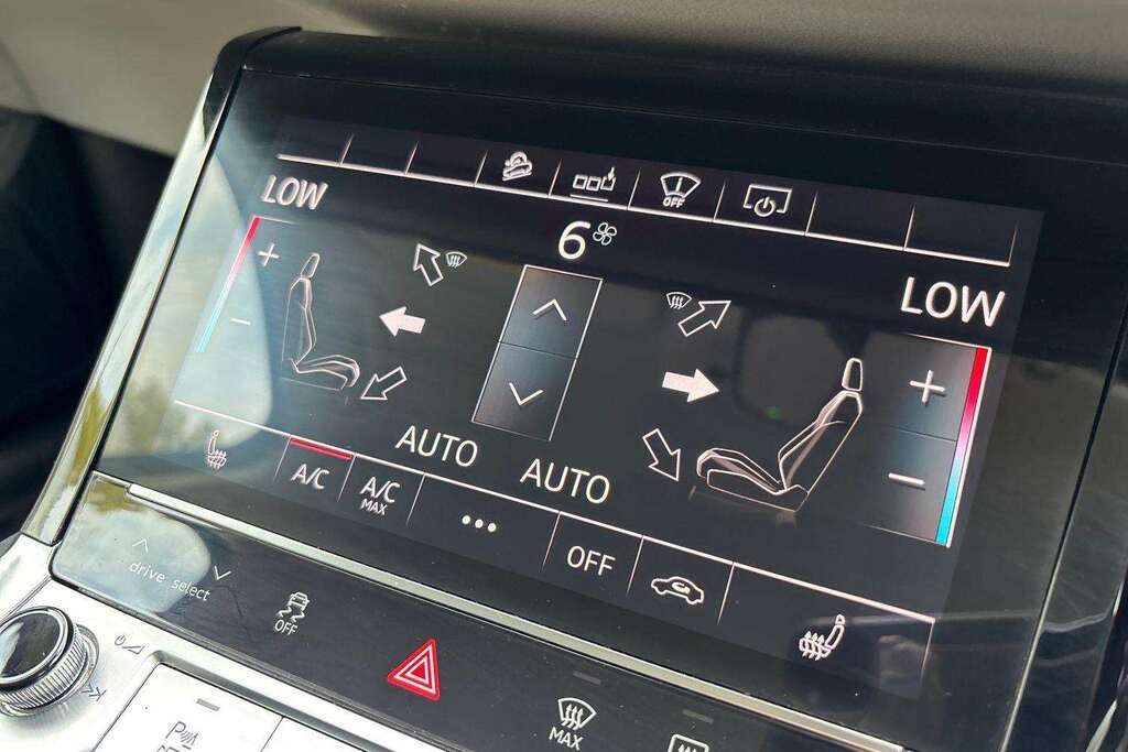 Audi E-tron 55 Quattro 95Kwh Grey #28