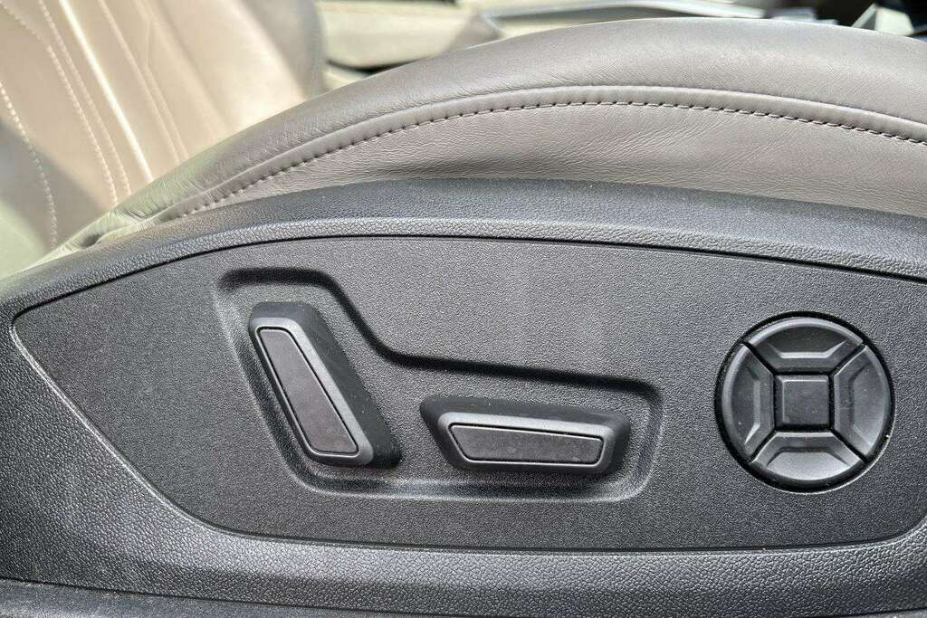 Audi E-tron 55 Quattro 95Kwh Grey #32