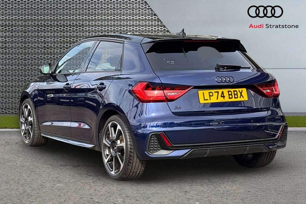 Audi A1 30 Tfsi Black Edition 2025 LP74BBX Blue #3