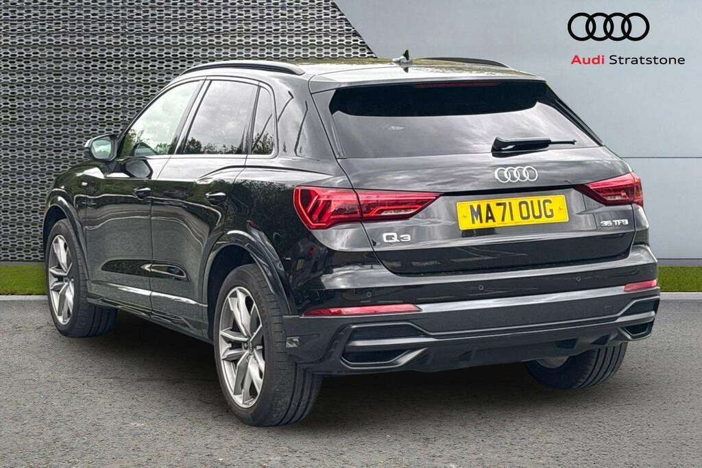 Audi Q3 35 Tfsi Black Edition S Tronic 2021 Black #3