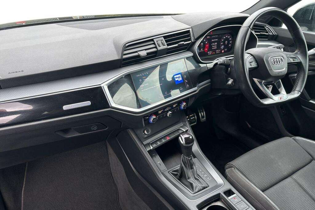 Audi Q3 35 Tfsi Black Edition S Tronic 2021 Black #2
