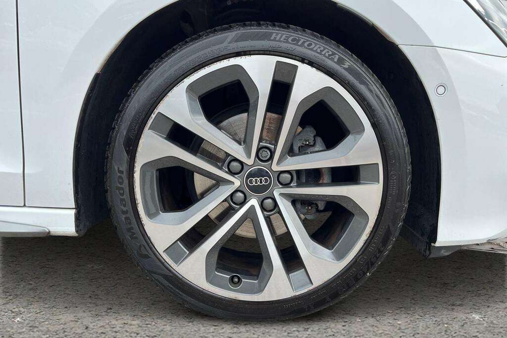 Audi A3 30 Tfsi S Line 2024 DK74VUF White #5