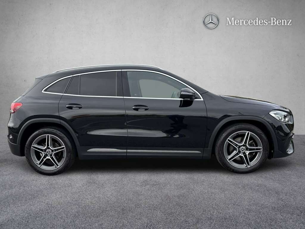 Mercedes-Benz GLA Class 200 Amg Line Executive 2021 Black #4