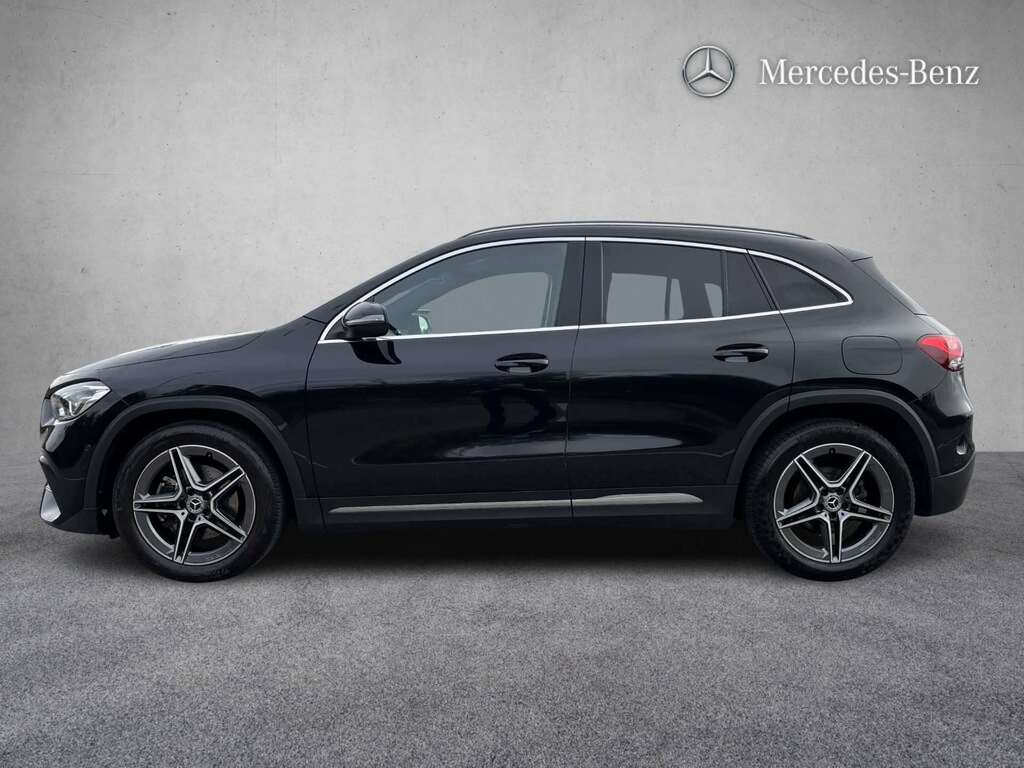Mercedes-Benz GLA Class 200 Amg Line Executive 2021 Black #3