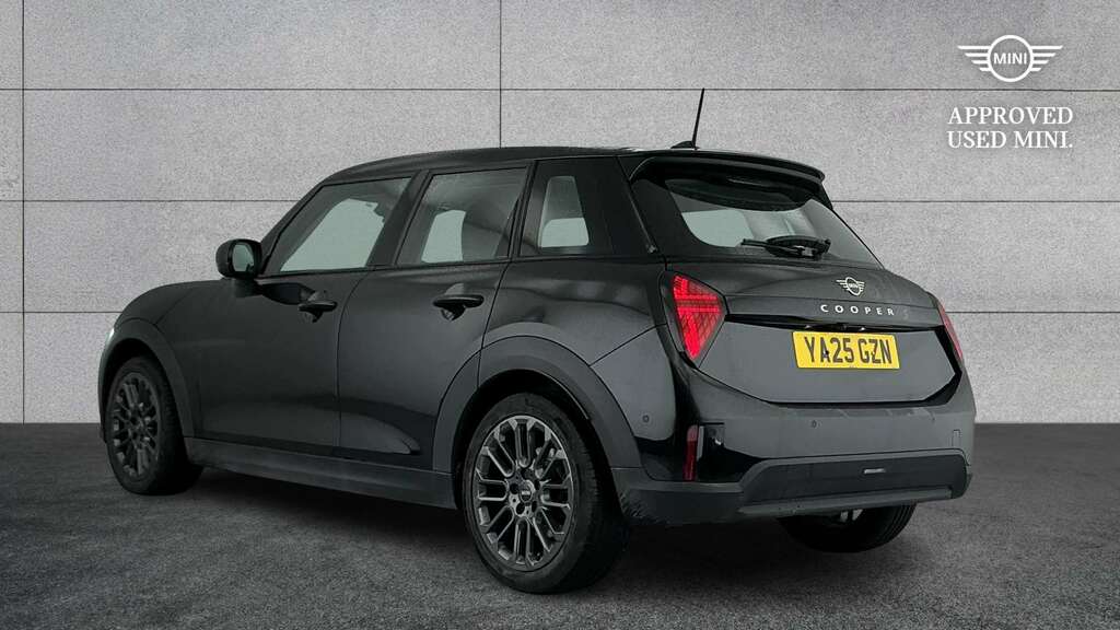 Mini Hatch 2.0 S Classic 2025 Black #2