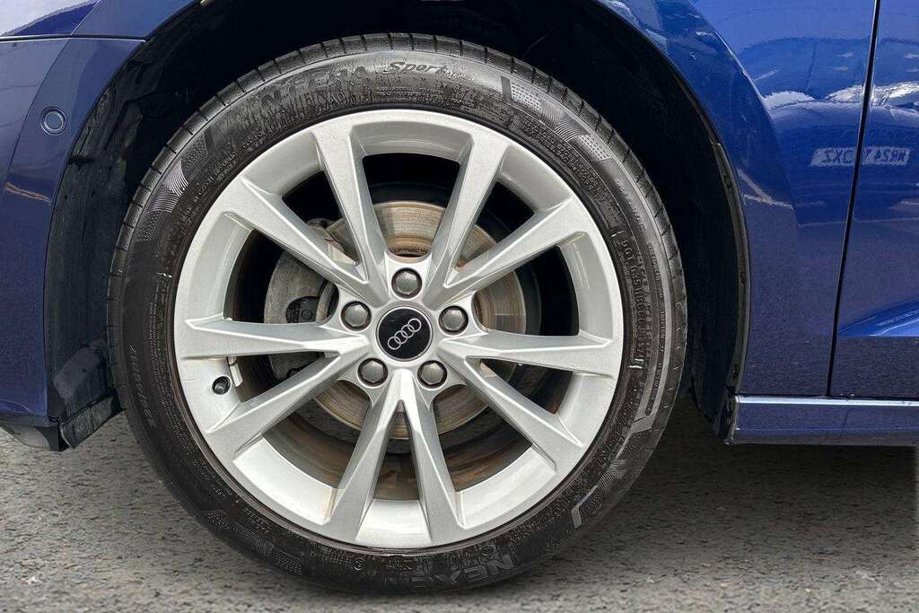 Audi A3 40 Tfsi E S Line S Tronic Black #9