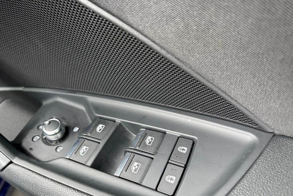 Audi A3 40 Tfsi E S Line S Tronic Black #14