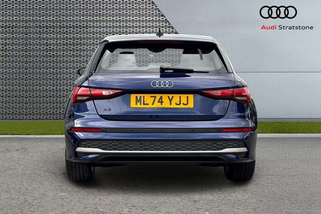 Audi A3 40 Tfsi E S Line S Tronic Black #7