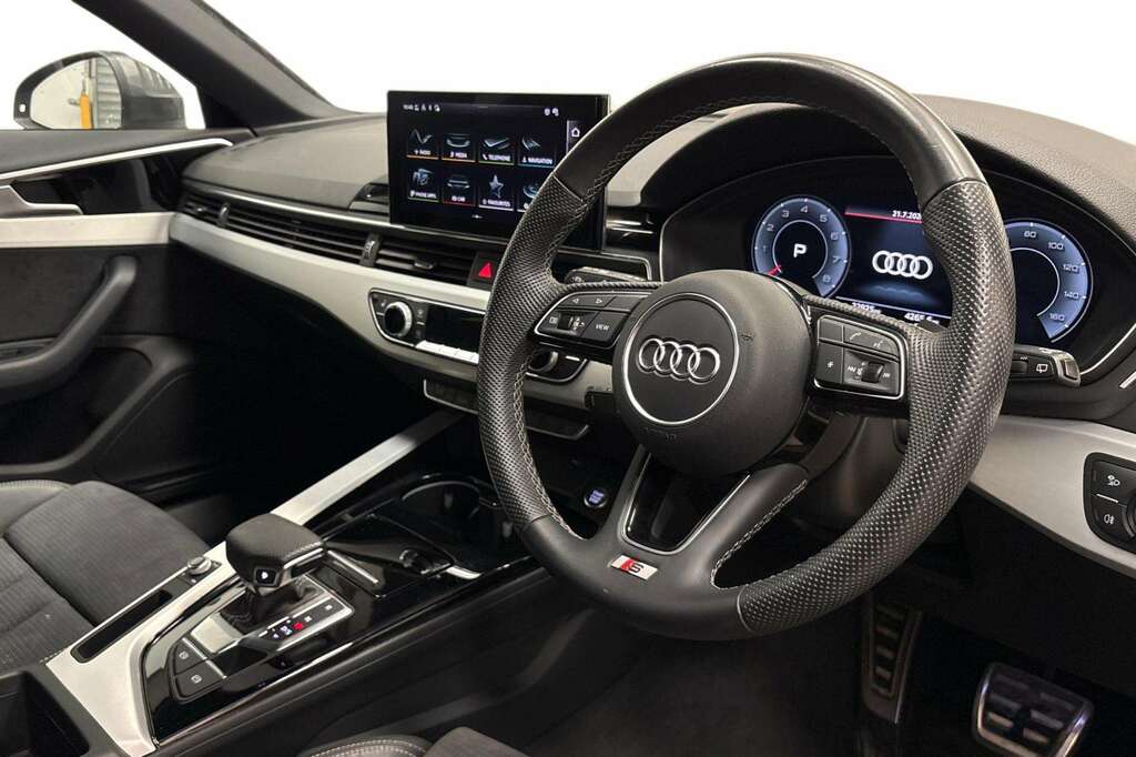 Audi A4 40 Tfsi 204 S Line S Tronic 2024 Grey #6
