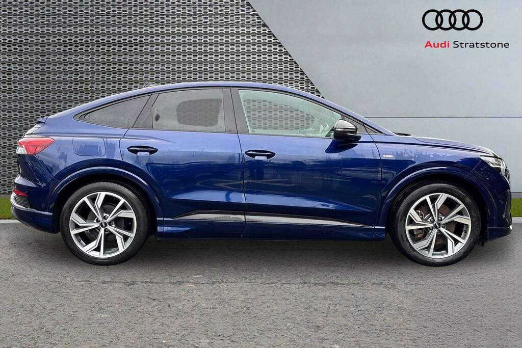 Audi Q4 E Tron 150Kw 40 82.77Kwh Edition 1 2022 Blue #4