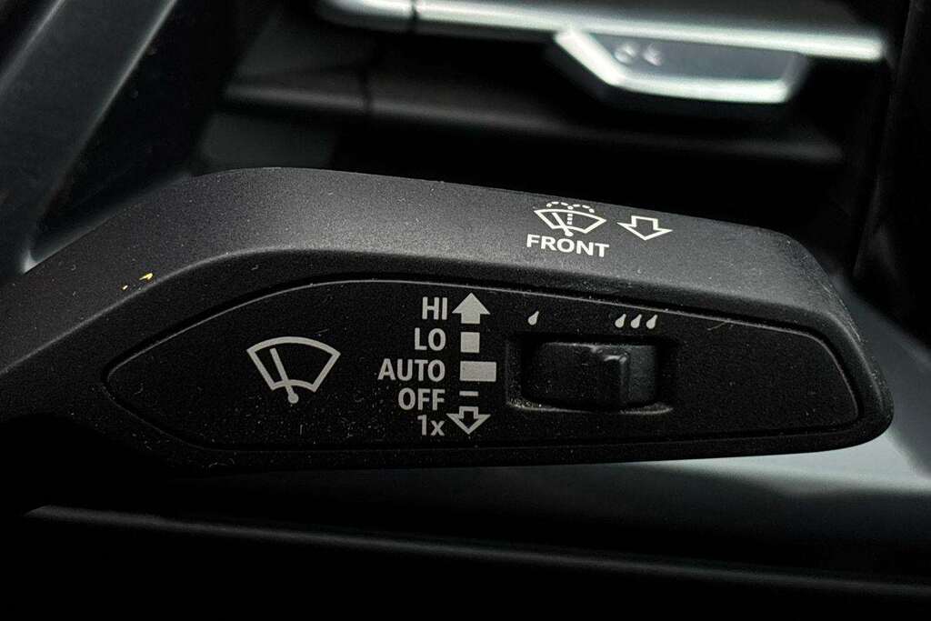Audi Q4 E Tron Vorsprung Black #31