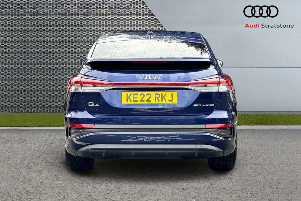 Audi Q4 E Tron Vorsprung Black #7