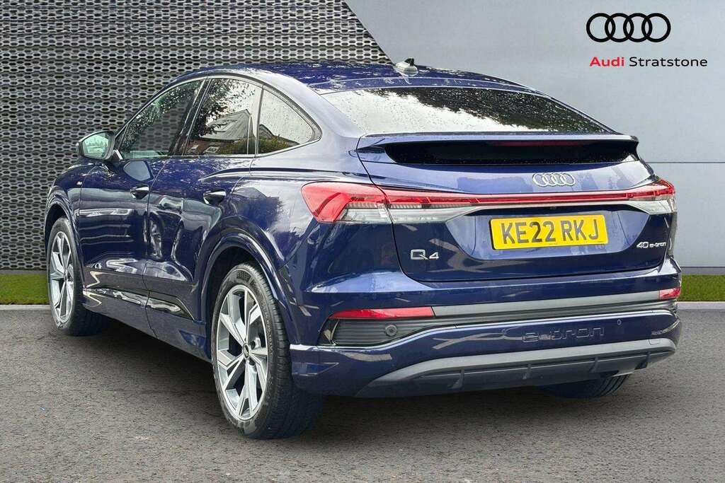 Audi Q4 E Tron 150Kw 40 82.77Kwh Edition 1 2022 Blue #3