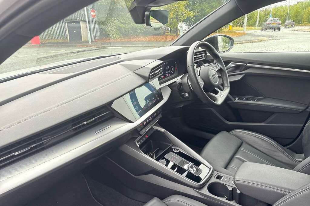 Audi Q2 35 Tfsi S Line S Tronic 2024 White #2